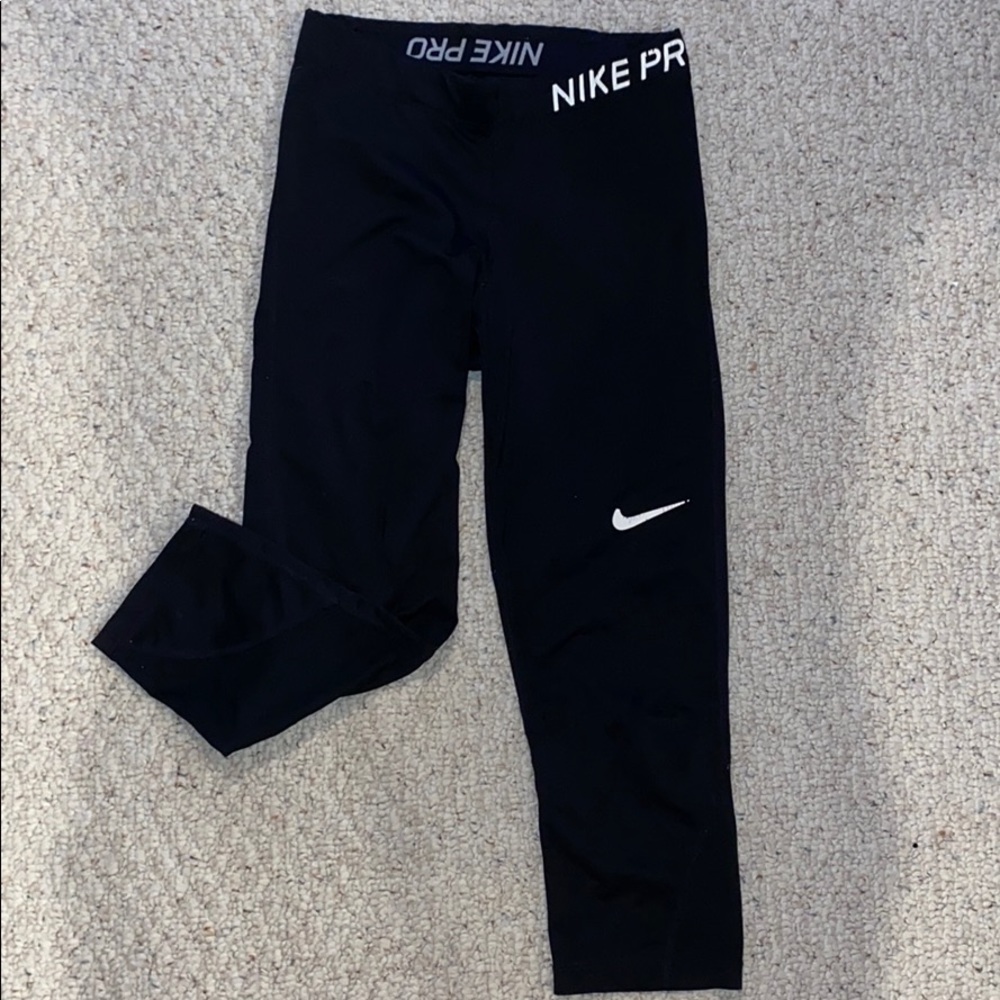 Cropped Nike Leggings